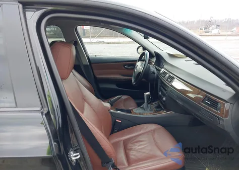 2007 BMW 328Xi z USA, uszkodzony, nr VIN WBAVC93517KZ70606